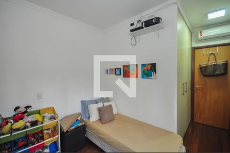 Apartamento à venda com 150m², 3 quartos e 2 vagasSuíte 1