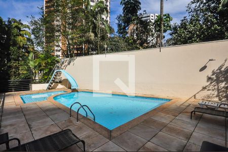 Apartamento à venda com 150m², 3 quartos e 2 vagasPiscina