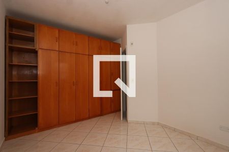 Casa à venda com 320m², 4 quartos e 3 vagas Casa à venda com 320m², 4 quartos e 3 vagasCasa 2 - Quarto 1