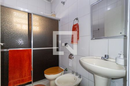 Casa à venda com 320m², 4 quartos e 3 vagas Casa à venda com 320m², 4 quartos e 3 vagasBanheiro - Social