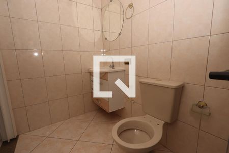 Casa à venda com 320m², 4 quartos e 3 vagas Casa à venda com 320m², 4 quartos e 3 vagasCasa 2 - Banheiro - Suíte