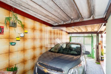 Casa à venda com 320m², 4 quartos e 3 vagas Casa à venda com 320m², 4 quartos e 3 vagasGaragem