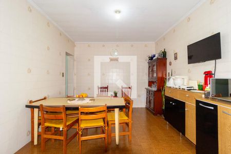 Casa à venda com 320m², 4 quartos e 3 vagas Casa à venda com 320m², 4 quartos e 3 vagasCozinha