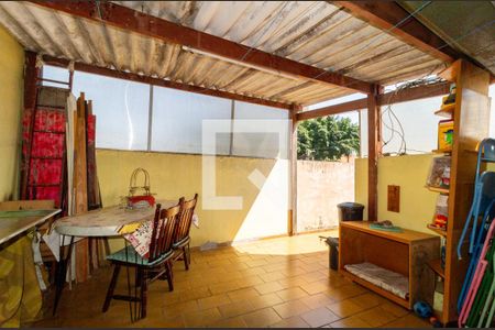 Casa à venda com 320m², 4 quartos e 3 vagas Casa à venda com 320m², 4 quartos e 3 vagasChurrasqueira