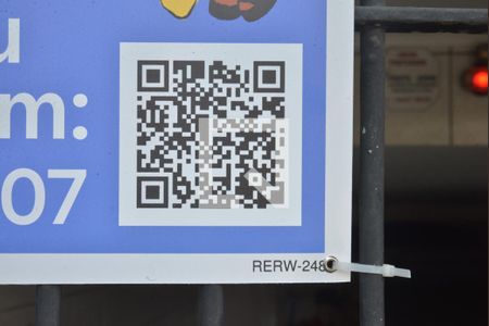 Casa à venda com 300m², 3 quartos e 4 vagasPlaquinha