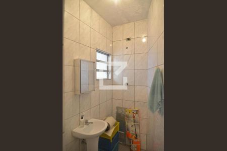 Casa à venda com 300m², 3 quartos e 4 vagasBanheiro de serviço