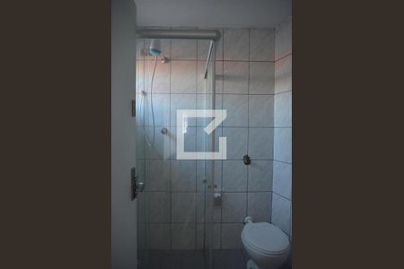 Casa à venda com 300m², 3 quartos e 4 vagasEdícula - Banheiro