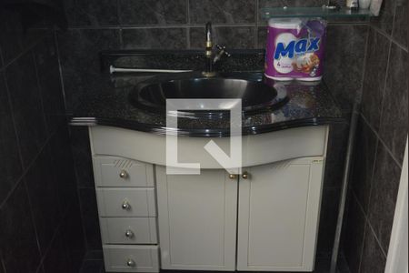 Casa à venda com 300m², 3 quartos e 4 vagasBanheiro da Suite