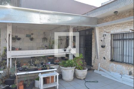 Casa à venda com 300m², 3 quartos e 4 vagasQuintal