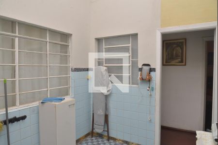 Casa à venda com 300m², 3 quartos e 4 vagasÁrea de Serviço