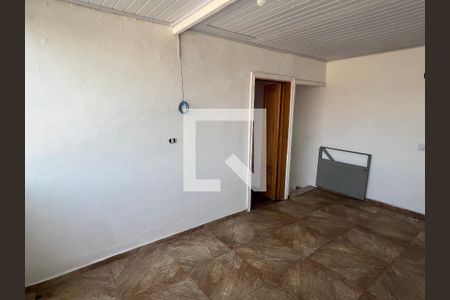 Casa para alugar com 100m², 2 quartos e sem vagaÁrea de Serviço 2