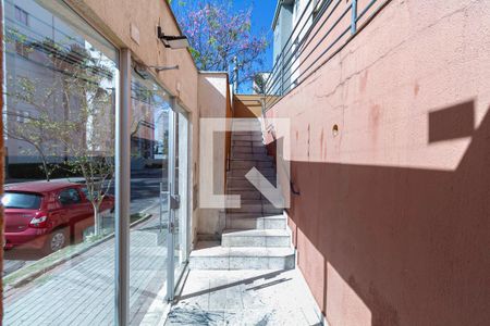 Apartamento à venda com 75m², 2 quartos e 2 vagasEntrada