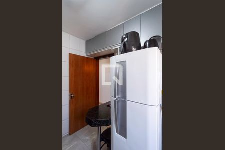 Apartamento à venda com 75m², 2 quartos e 2 vagasCozinha e Área de Serviço