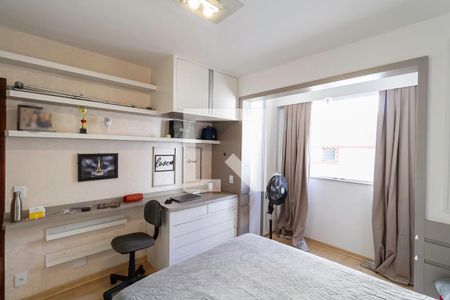 Quarto de apartamento à venda com 2 quartos, 75m² em Castelo, Belo Horizonte