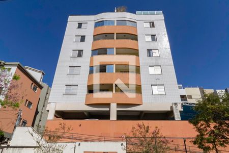 Apartamento à venda com 75m², 2 quartos e 2 vagasFachada