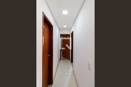 Corredor de apartamento à venda com 2 quartos, 75m² em Castelo, Belo Horizonte