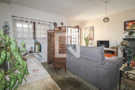 Casa à venda com 240m², 3 quartos e 3 vagasSala 