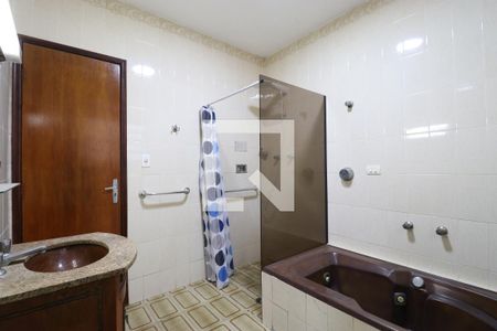 Casa para alugar com 159m², 4 quartos e 2 vagasBanheiro 1