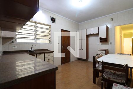 Casa para alugar com 159m², 4 quartos e 2 vagasCozinha 1
