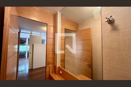 Apartamento à venda com 310m², 3 quartos e 2 vagasLavabo