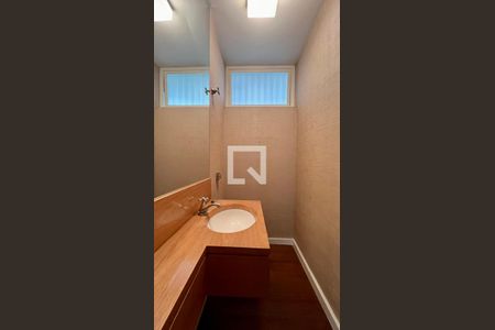 Apartamento à venda com 310m², 3 quartos e 2 vagasLavabo