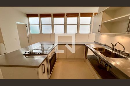 Apartamento à venda com 310m², 3 quartos e 2 vagasCozinha