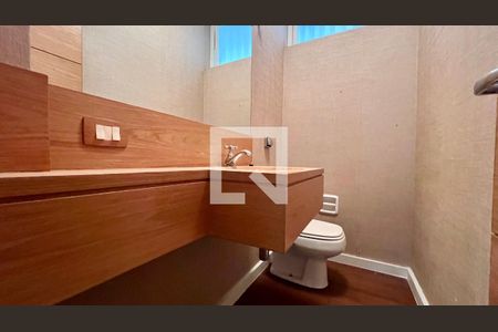 Apartamento à venda com 310m², 3 quartos e 2 vagasLavabo