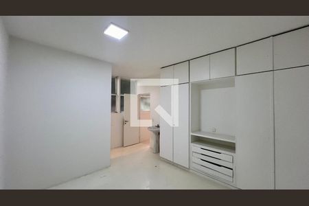 Apartamento à venda com 310m², 3 quartos e 2 vagasQuarto de Serviço