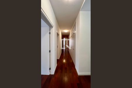 Apartamento à venda com 310m², 3 quartos e 2 vagasCorredor