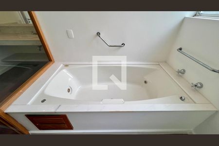 Apartamento à venda com 310m², 3 quartos e 2 vagasQuarto 3