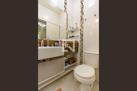 Casa de condomínio à venda com 93m², 3 quartos e 1 vaga Casa de condomínio à venda com 93m², 3 quartos e 1 vagaBanheiro
