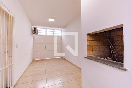 Casa de condomínio à venda com 93m², 3 quartos e 1 vaga Casa de condomínio à venda com 93m², 3 quartos e 1 vagaÁrea externa