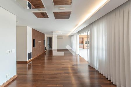 Sala de apartamento à venda com 3 quartos, 256m² em Vila Gumercindo, São Paulo