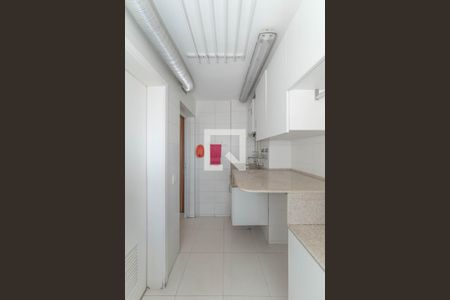 Apartamento à venda com 256m², 3 quartos e 4 vagasLavanderia