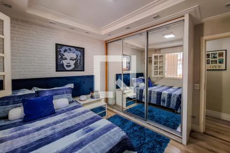 Casa à venda com 246m², 4 quartos e 2 vagasSuíte