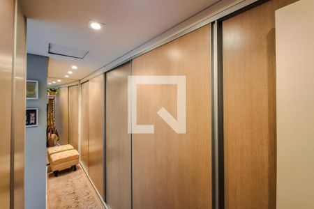 Casa à venda com 246m², 4 quartos e 2 vagasquarto 4 suite closet