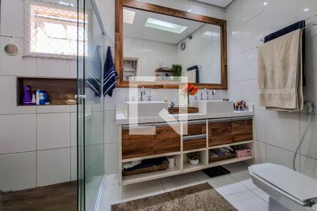 Casa à venda com 246m², 4 quartos e 2 vagasquarto 4 suite