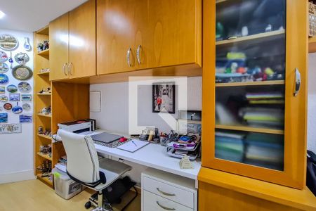 Casa à venda com 246m², 4 quartos e 2 vagasquarto 1 office