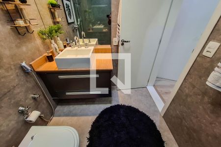 Casa à venda com 246m², 4 quartos e 2 vagasquarto 3 suite