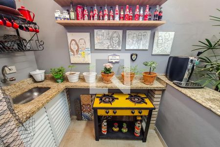 Casa à venda com 246m², 4 quartos e 2 vagasChurrasqueira