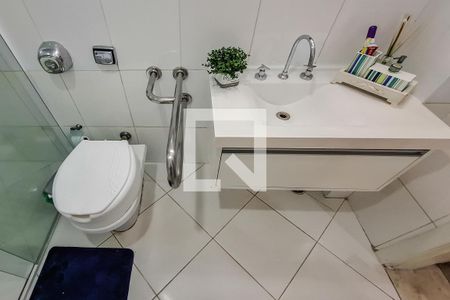 Casa à venda com 246m², 4 quartos e 2 vagasquarto 5 suite