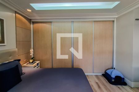 Casa à venda com 246m², 4 quartos e 2 vagasquarto 4 suite