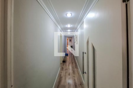 Casa à venda com 246m², 4 quartos e 2 vagascorredor