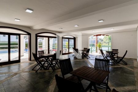 Casa de condomínio para alugar com 648m², 5 quartos e 4 vagasÁrea comum - Churrasqueira