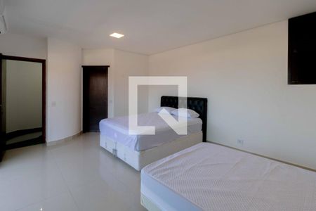 Casa de condomínio para alugar com 648m², 5 quartos e 4 vagasQuarto 2 - Suíte