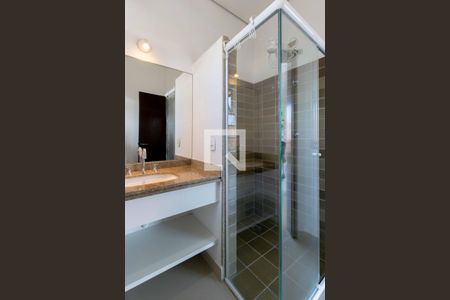 Casa de condomínio para alugar com 648m², 5 quartos e 4 vagasBanheiro da Suíte 2