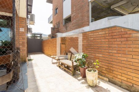 Casa de condomínio para alugar com 648m², 5 quartos e 4 vagasCorredor