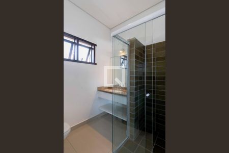 Casa de condomínio para alugar com 648m², 5 quartos e 4 vagasBanheiro da Suíte 2