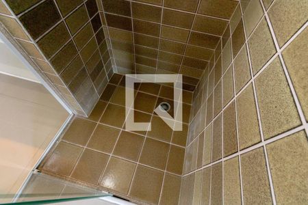 Casa de condomínio para alugar com 648m², 5 quartos e 4 vagasBanheiro da Suíte 2