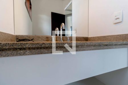 Casa de condomínio para alugar com 648m², 5 quartos e 4 vagasBanheiro da Suíte 2